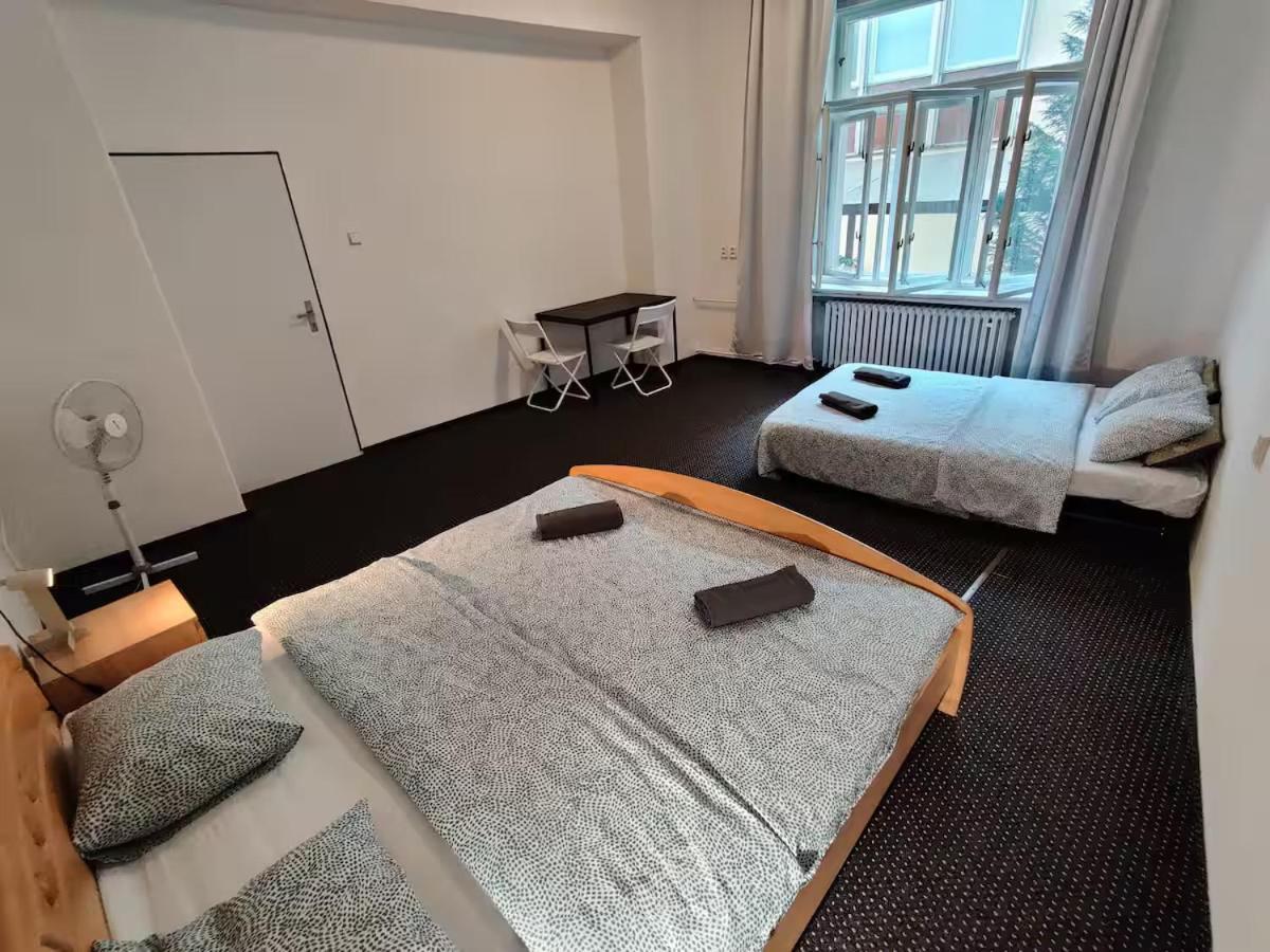 Pensión Private With Free Parking Next To Railway Station *